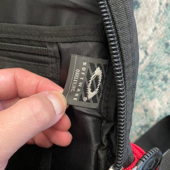 Rare Vintage 2000 Oakley Factory Pilot Utility Bag Red Collectible Backpack - Picture 12 of 16